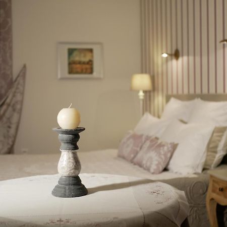 Domaine De La Fontaine Bed and Breakfast Chavagne Esterno foto