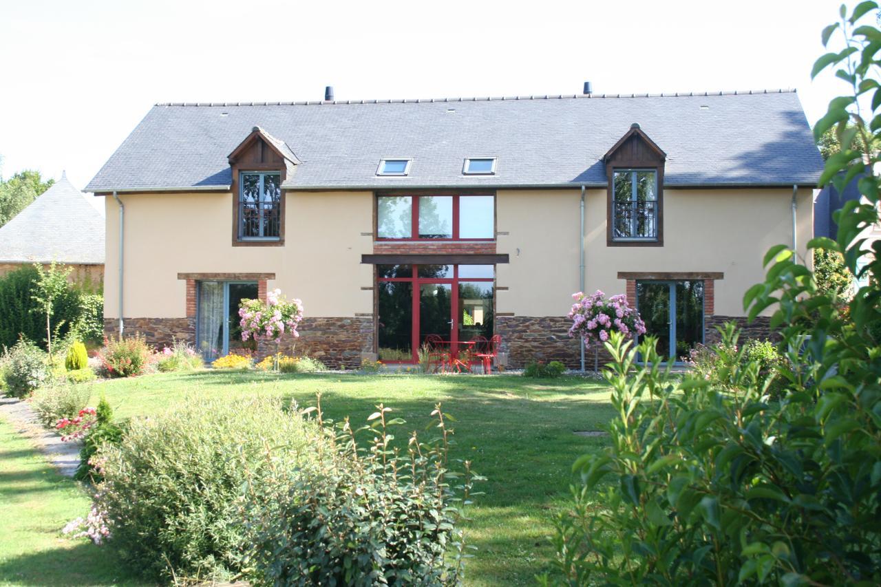 Domaine De La Fontaine Bed and Breakfast Chavagne Esterno foto
