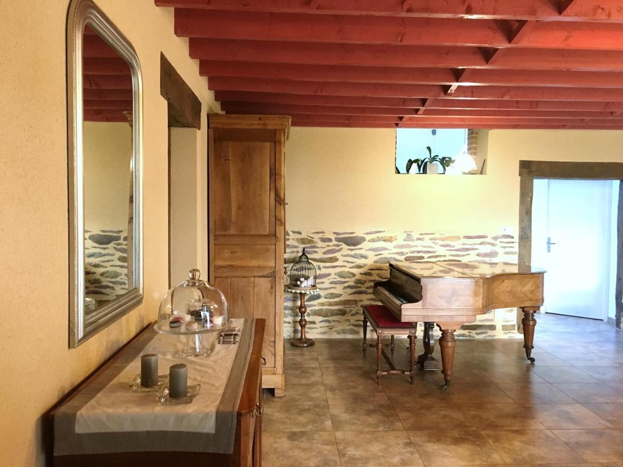 Domaine De La Fontaine Bed and Breakfast Chavagne Esterno foto