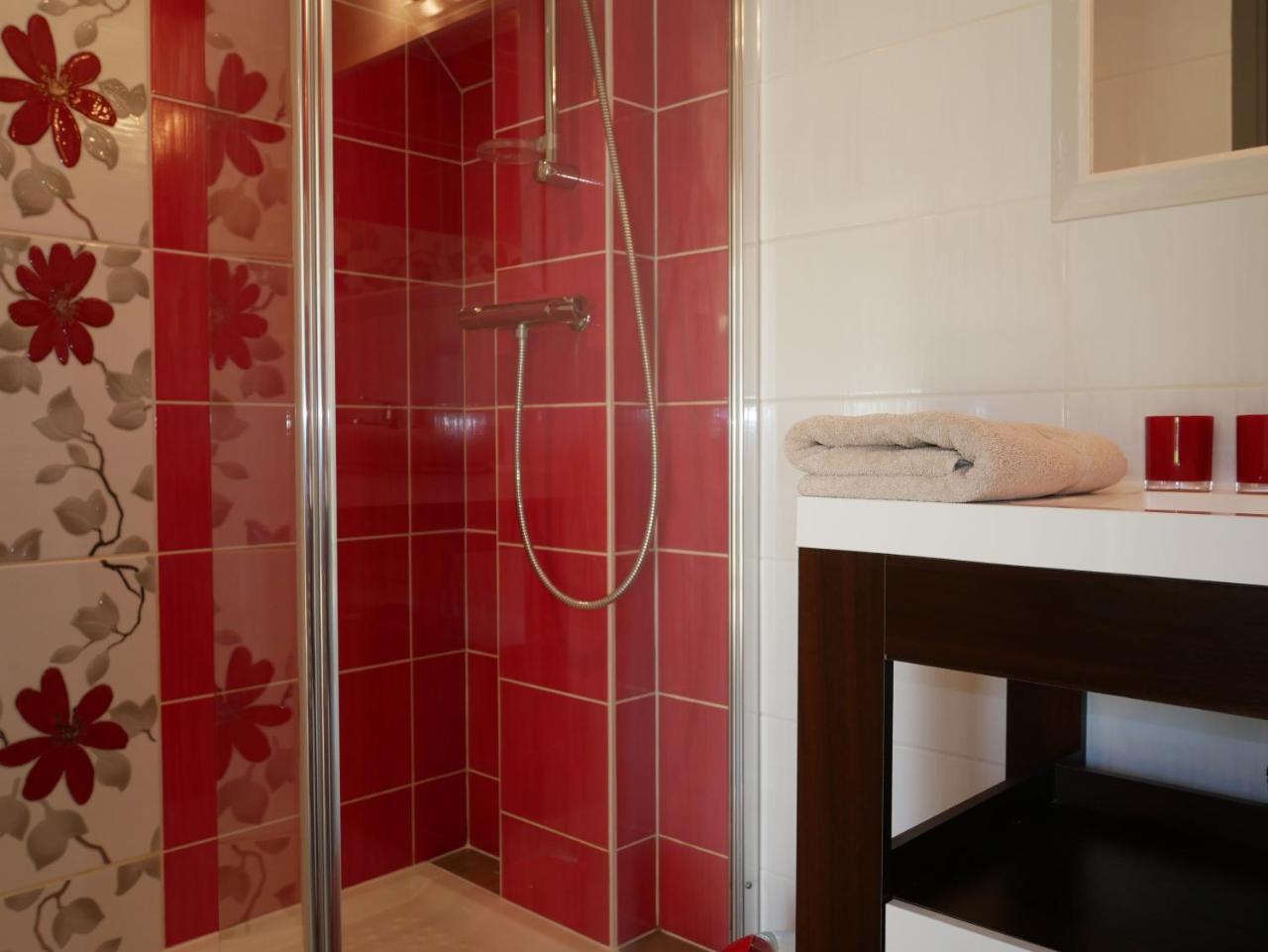 Domaine De La Fontaine Bed and Breakfast Chavagne Esterno foto